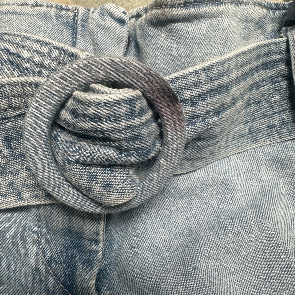 Sezane light wash shorts - Picture 6 of 6